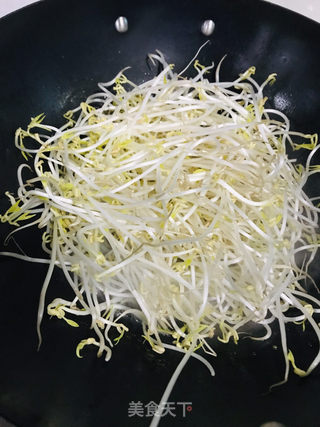 韭菜炒豆芽的做法步骤:4