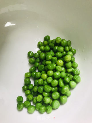 海苔三角饭团的做法步骤:5