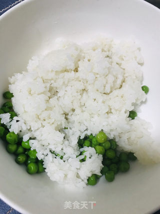海苔三角饭团的做法步骤:6