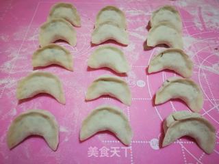 香椿豆干粉条饺的做法步骤:10
