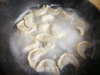 香椿豆干粉条煎饺的做法步骤：3