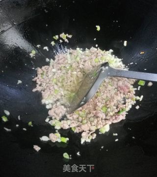 中式肉酱拌面的做法步骤:3