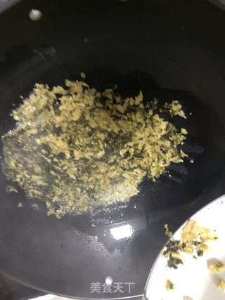 梅菜蒸肉饼的做法步骤：2
