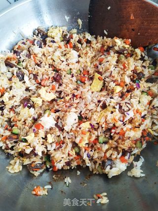 风干肠炒饭的做法步骤:9
