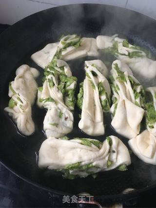 生煎榆钱卷的做法步骤:19
