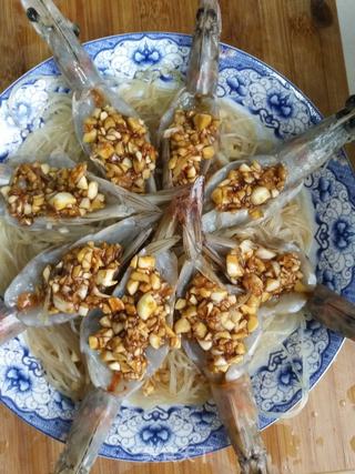 美食―蒜蓉粉丝蒸开背虾的做法步骤:8