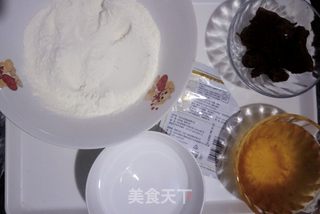 香喷喷的豆沙馅儿饼的做法步骤：1