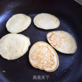 草莓酸奶松饼的做法步骤:6