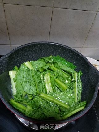 蒜蓉炒苦麦菜的做法步骤：4