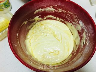 抹茶白巧克力磅蛋糕的做法步骤:5