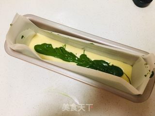 抹茶白巧克力磅蛋糕的做法步骤:7