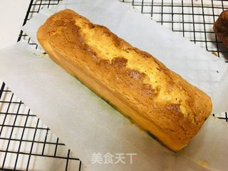 抹茶白巧克力磅蛋糕的做法步骤:9
