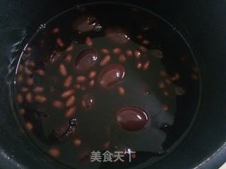 当归黑糯米红枣鸡蛋糖水的做法步骤:4