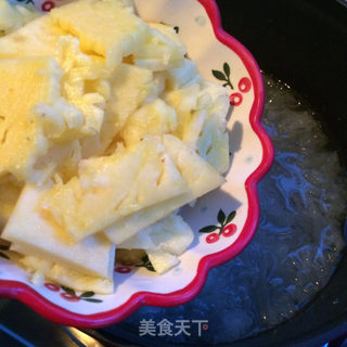菠萝银耳汤的做法步骤:6