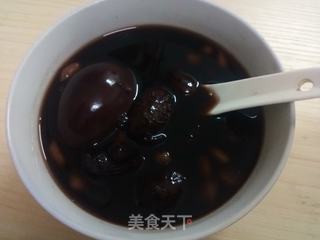 当归黑糯米红枣鸡蛋糖水的做法步骤:5