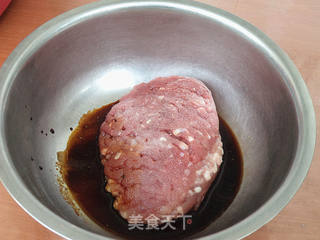 小白菜猪肉馅水饺的做法步骤:2