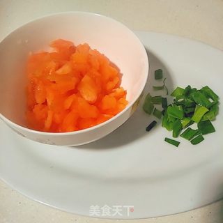 西红柿鸡蛋龙须面的做法步骤:3