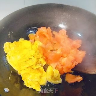 西红柿鸡蛋龙须面的做法步骤:7