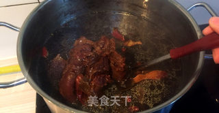 卤牛肉，易成功的菜谱的做法步骤：4