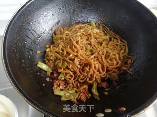 肉末豆角焖面的做法步骤：9