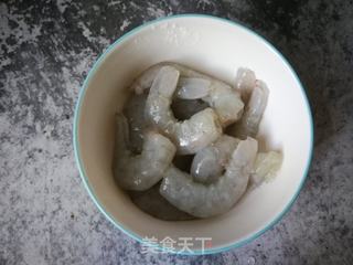 蒜苔炒虾仁的做法步骤:2