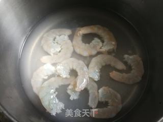 蒜苔炒虾仁的做法步骤:3