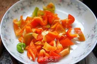 青椒土豆片的做法步骤:2