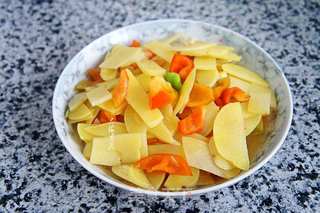 青椒土豆片的做法步骤:6