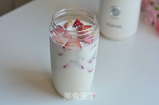 草莓奶昔的做法步骤:3