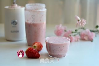 草莓奶昔的做法步骤:6