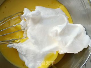 小猪佩奇水果盒子蛋糕的做法步骤:5