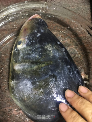 剁椒鱼头拌面的做法步骤:3