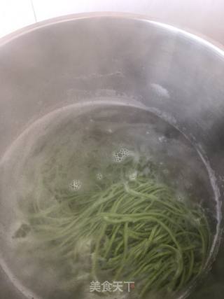 番茄蛋汤菠菜面的做法步骤:11