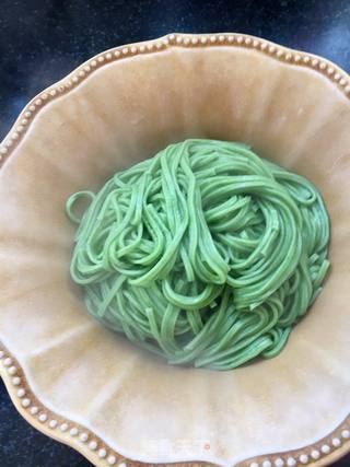 番茄蛋汤菠菜面的做法步骤:12