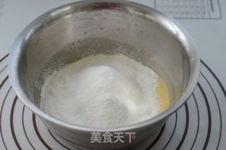 奶牛纹蓝莓蛋糕卷的做法步骤：4