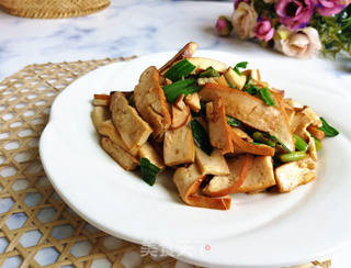 蒜苗炒豆干的做法步骤:6