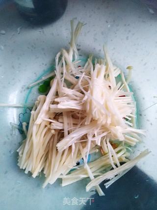 月子餐系列1:焯水素三丝的做法步骤:3