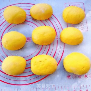 土豆豆沙包的做法步骤:8