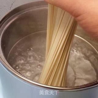 凉拌面的做法步骤:7