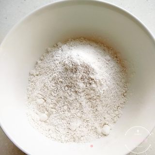 臊子扯面的做法步骤:2