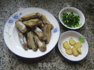 盐水蛏子的做法步骤：1