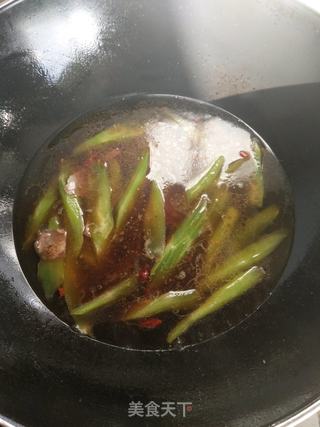 莴苣腊肉焖油面的做法步骤:9