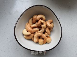 果仁菠菜的做法步骤:3