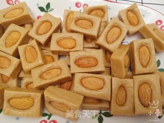 巴旦木椰奶糖的做法步骤:11