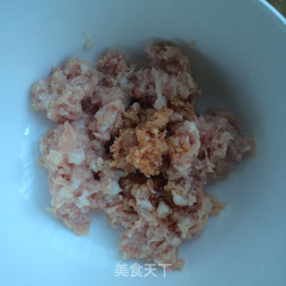 槐花猪肉饺子的做法步骤:4
