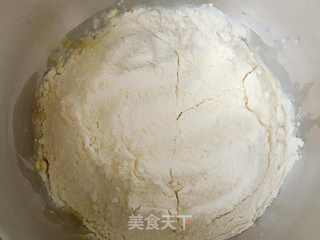6寸奶酪面包 的做法步骤:2