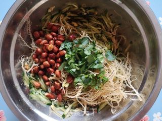 石花菜拌黄瓜的做法步骤:6