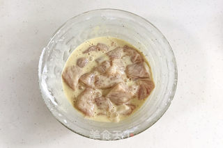 菠萝咕噜肉的做法步骤:4