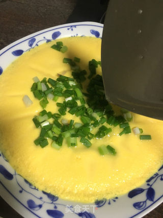 瑶柱蒸蛋的做法步骤:7