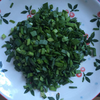 韭菜槐花麦饭的做法步骤:9